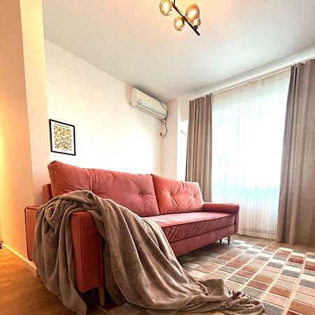 Urban Parkside Retreat Cozy 2-Bed Ap By Metro Apartment Букурещ Екстериор снимка