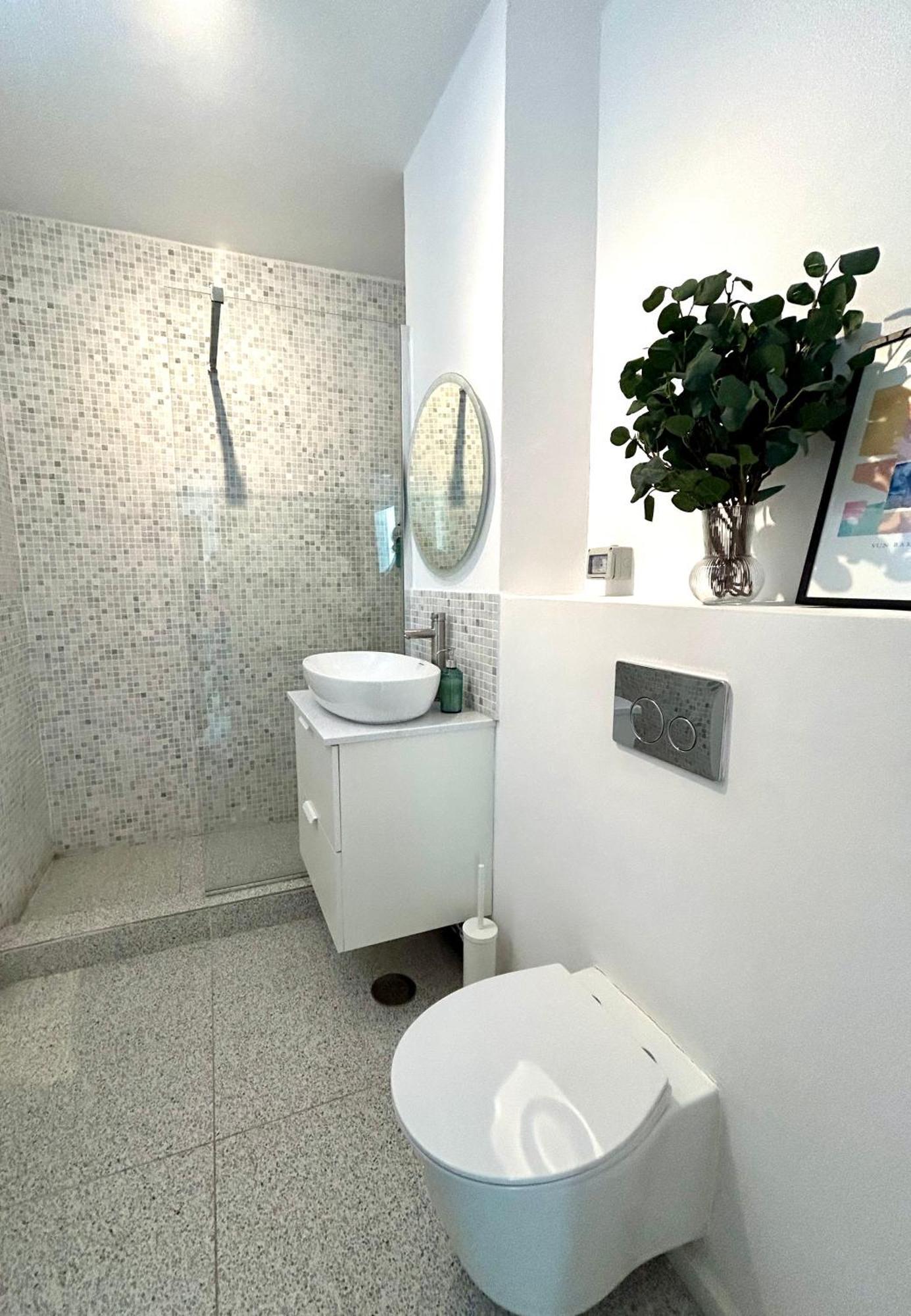 Urban Parkside Retreat Cozy 2-Bed Ap By Metro Apartment Букурещ Екстериор снимка